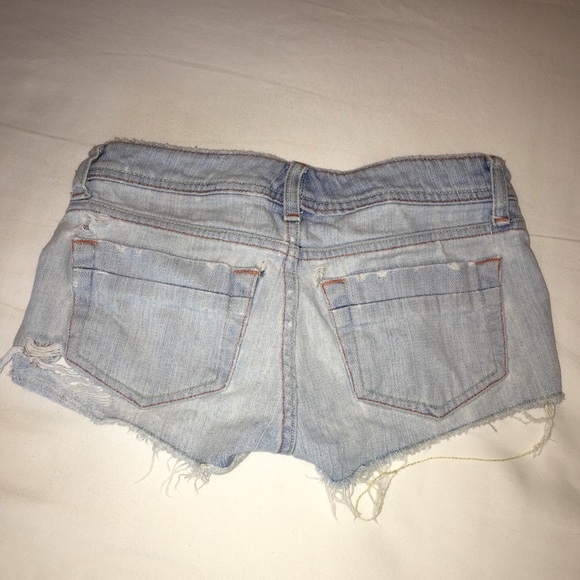 Blue Asphalt light denim Daisy-Duke Jean Shorts - Picture 2 of 5